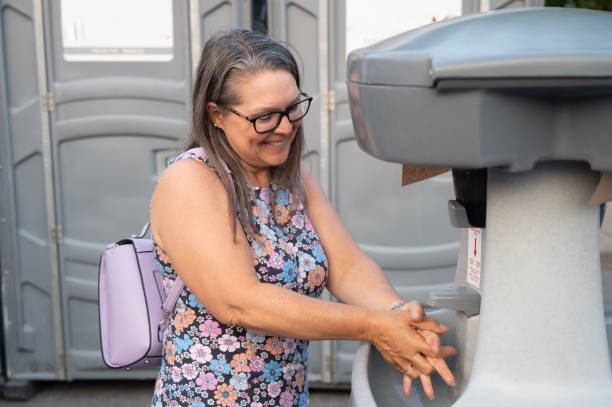 Porta potty rental for festivals in Newark, AR